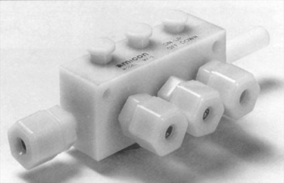 Amicon&#174; Stirred Cell Manifold The manifold is designed for use with Amicon Stirred Cells and reservoirs and allows for operation of multiple cells or reservoirs.