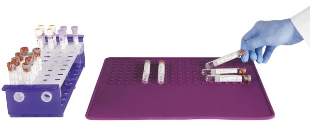 Reversable Silicone lab mat One gridded side, L × W × thickness 14.9&#160;in. × 12&#160;in. × 0.1&#160;in., purple