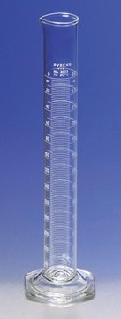 PYREX&#174; class A double metric scale graduated cylinder, with white enamel