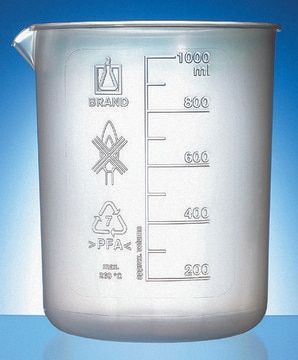 BRAND&#174; Griffin beaker with spout low form, PFA, volume 500&#160;mL