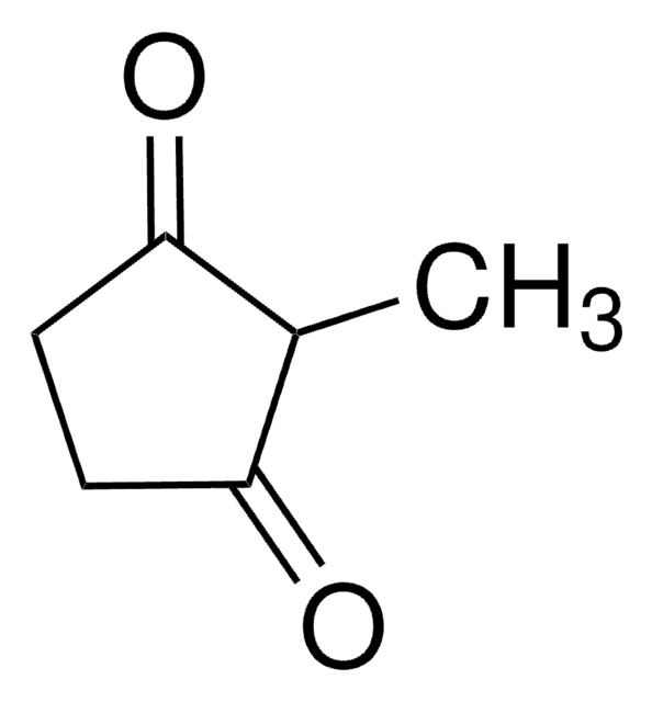 2-Methyl-1,3-cyclopentanedione 99%